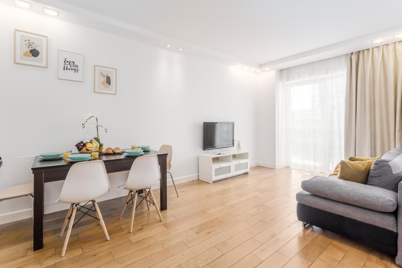 Browary Apartment